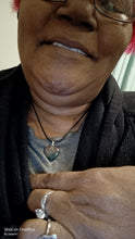 Load image into Gallery viewer, Healing Crystal Heart necklace