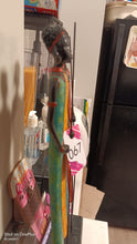 Load image into Gallery viewer, Massai Warrior Women figurine
