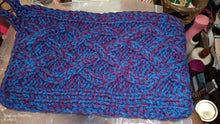 Load image into Gallery viewer, Hand Knit Clutch Purse.
