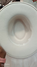 Load image into Gallery viewer, Fedora with lace bridal hat.
